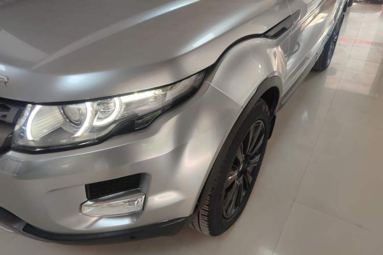 Used Land Rover Range Evoque 2015 2.0T Five-Door Zhiyao Edition Left Front Headlight