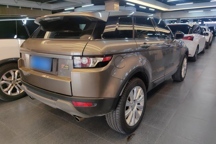 Used Land Rover Range Evoque 2015 2.0T Five-Door Zhiyao Edition Rear Right 45 Deg