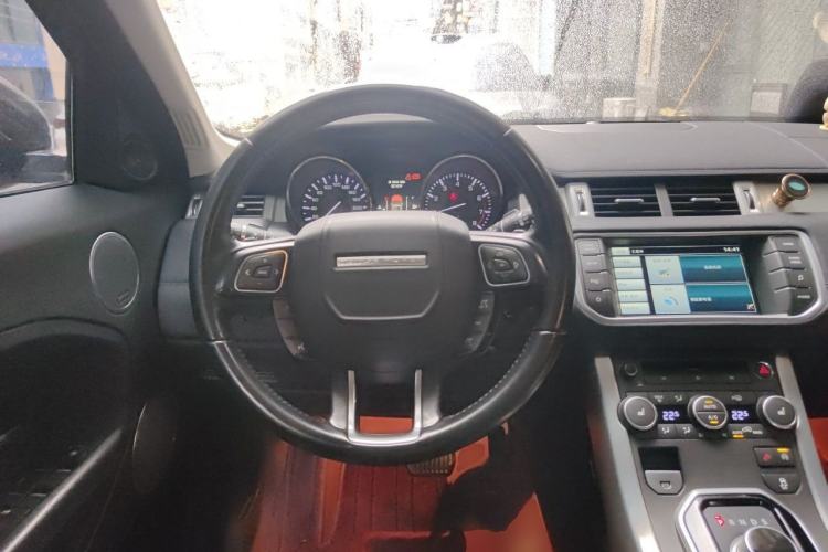 Used Land Rover Range Evoque 2015 2.0T Five-Door Fashion Edition Steering Wheel