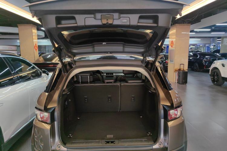 Used Land Rover Range Evoque 2015 2.0T Five-Door Zhiyao Edition Trunk