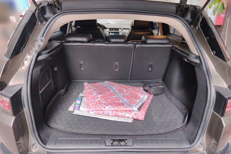Used Land Rover Range Evoque 2015 2.0T Five-Door Fashion Edition Trunk