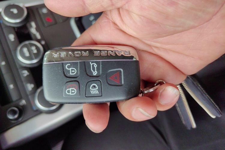 Used Land Rover Range Evoque 2015 2.0T Five-Door Zhiyao Edition Vehicle Key