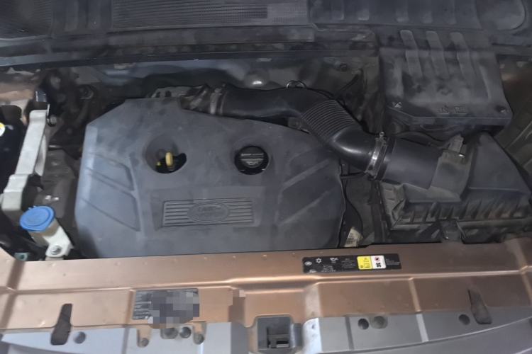 Used Land Rover Range Evoque 2015 2.0T 5-Door Luxury Edition Engine Bay