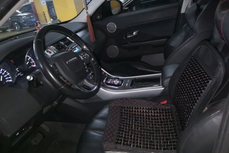 Used Land Rover Range Evoque 2015 2.0T 5-Door Luxury Edition Left Front Seat