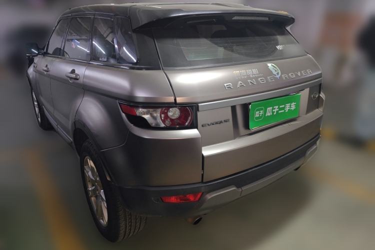Used Land Rover Range Evoque 2015 2.0T 5-Door Luxury Edition Rear Left 45 Deg