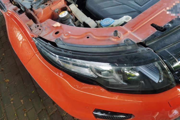 Used Land Rover Range Evoque 2015 2.0T Orange Edition Limited Model Right Front Headlight