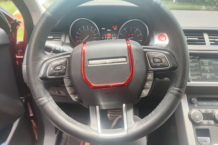 Used Land Rover Range Evoque 2015 2.0T Five-Door Sporty Edition Steering Wheel