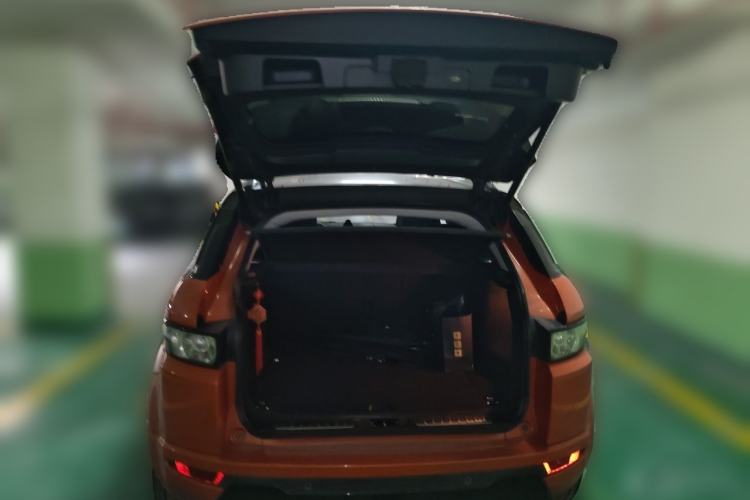 Used Land Rover Range Evoque 2015 2.0T Orange Edition Limited Model Trunk