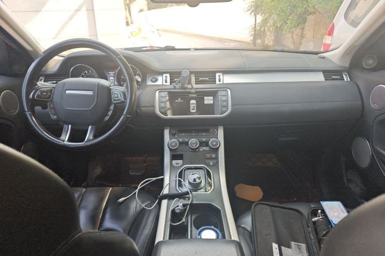 Used Land Rover Range Evoque 2015 2.0T Five-Door Fashion Edition Center Console