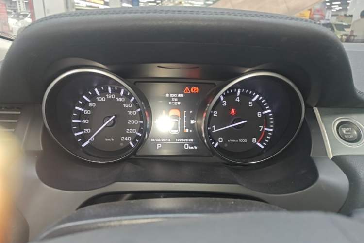 Used Land Rover Range Evoque 2015 2.0T Five-Door Zhiyao Edition Instrument Cluster