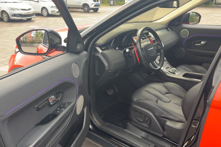 Used Land Rover Range Evoque 2015 2.0T Five-Door Zhiyao Edition Driver Seat