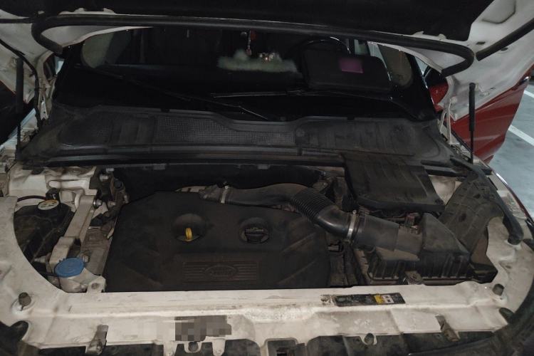Used Land Rover Range Evoque 2015 2.0T Five-Door Enjoyment Edition Engine Bay