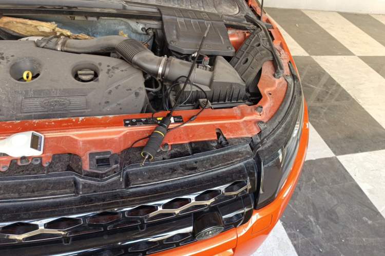 Used Land Rover Range Evoque 2015 2.0T Orange Edition Limited Model Engine Bay Left