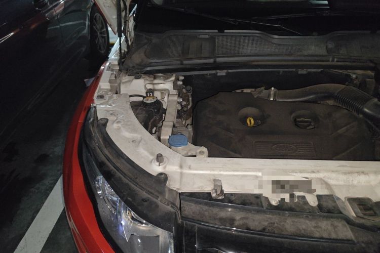 Used Land Rover Range Evoque 2015 2.0T Five-Door Enjoyment Edition Engine Bay Right