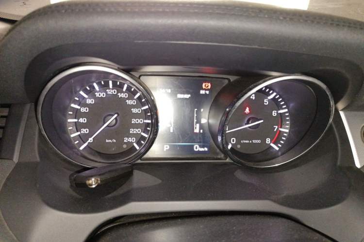 Used Land Rover Range Evoque 2015 2.0T Orange Edition Limited Model Instrument Cluster
