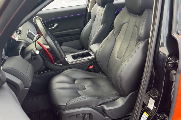Used Land Rover Range Evoque 2015 2.0T Five-Door Zhiyao Edition Left Front Seat
