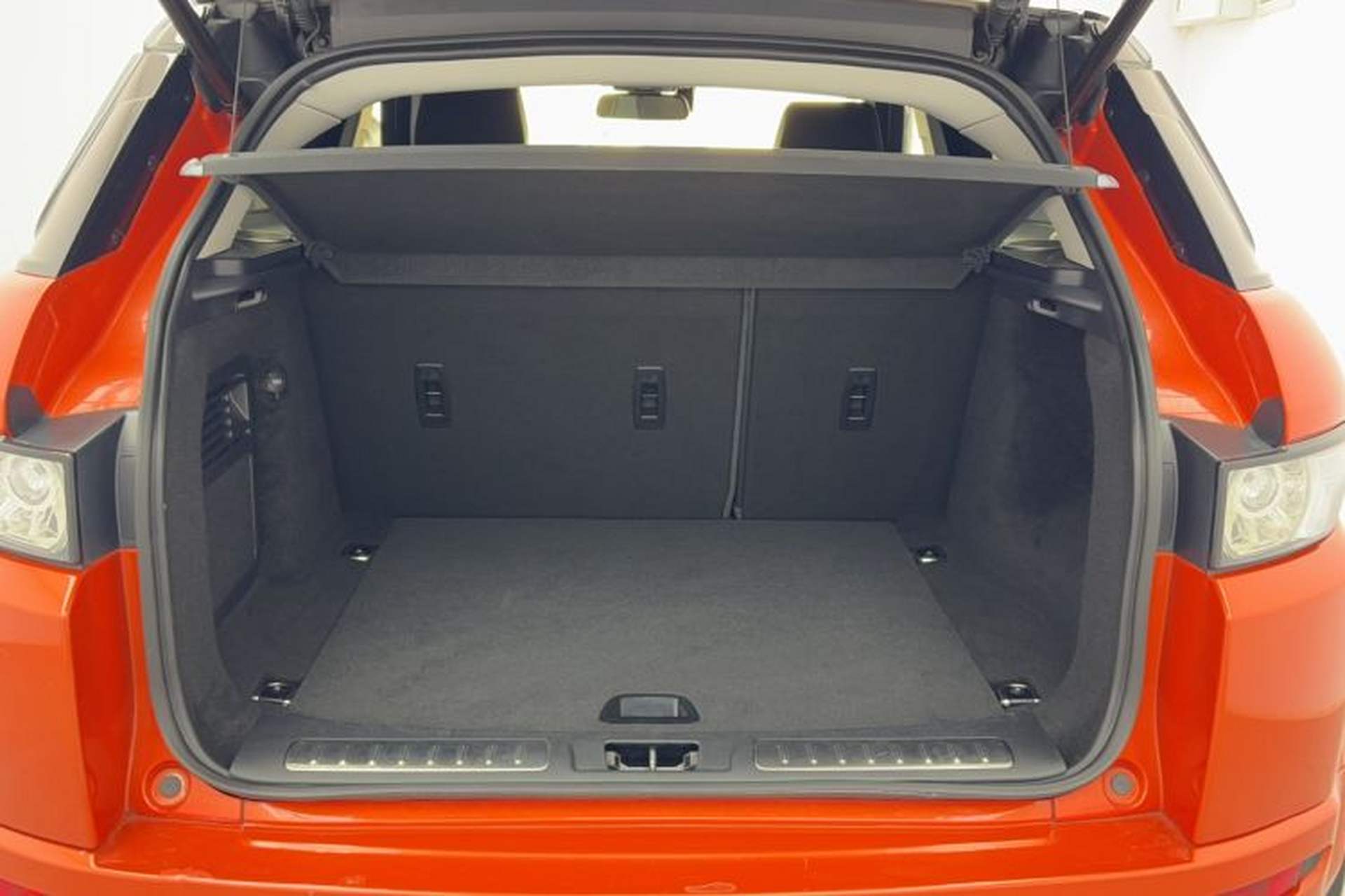 Used Land Rover Range Evoque 2015 2.0T Orange Edition Limited Model Trunk