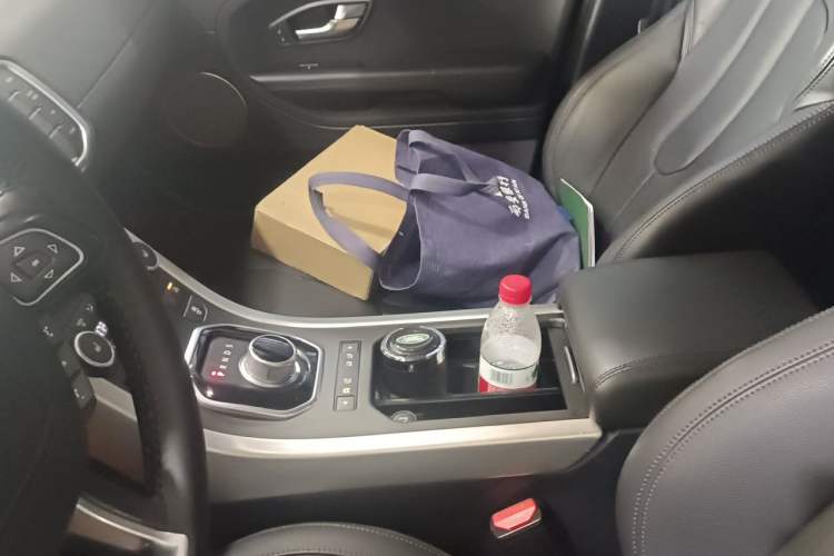 Used Land Rover Range Evoque 2015 2.0T Five-Door Zhiyao Edition Left Front Seat