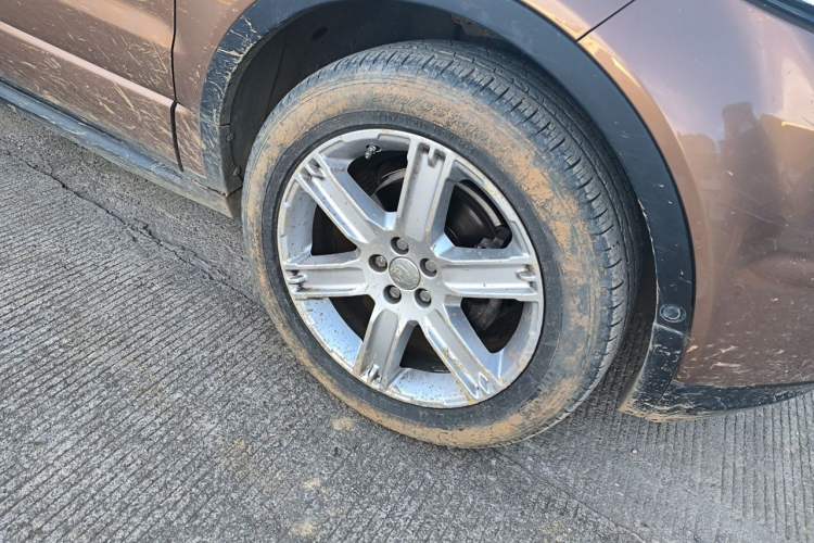 Used Land Rover Range Evoque 2015 2.0T Five-Door Sporty Edition Right Front Wheel Hub