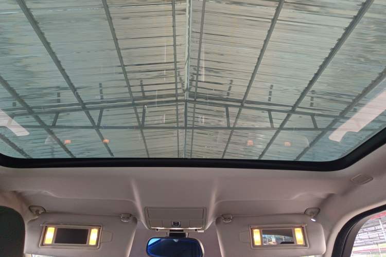 Used Land Rover Range Evoque 2015 2.0T Five-Door Zhiyao Edition Headliner