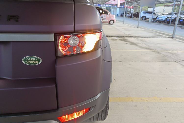 Used Land Rover Range Evoque 2015 2.0T Five-Door Zhiyao Edition Right Rear Taillight