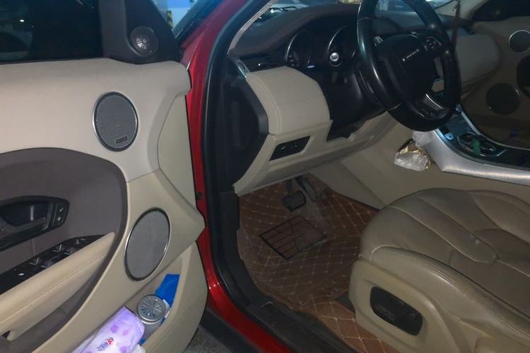 Used Land Rover Range Evoque 2015 2.0T Five-Door Zhiyao Edition Driver Seat