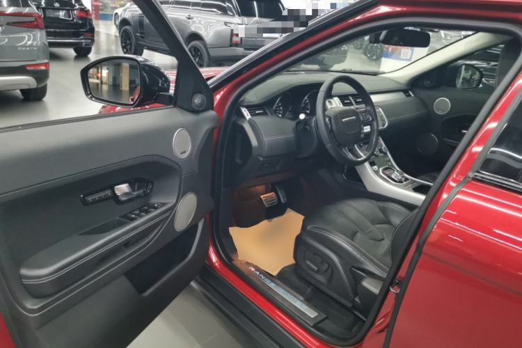 Used Land Rover Range Evoque 2015 2.0T 5-Door Ignite Edition Driver Seat