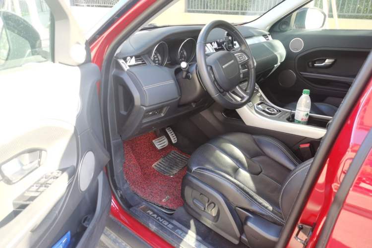Used Land Rover Range Evoque 2015 2.0T 5-Door Ignite Edition Driver Seat