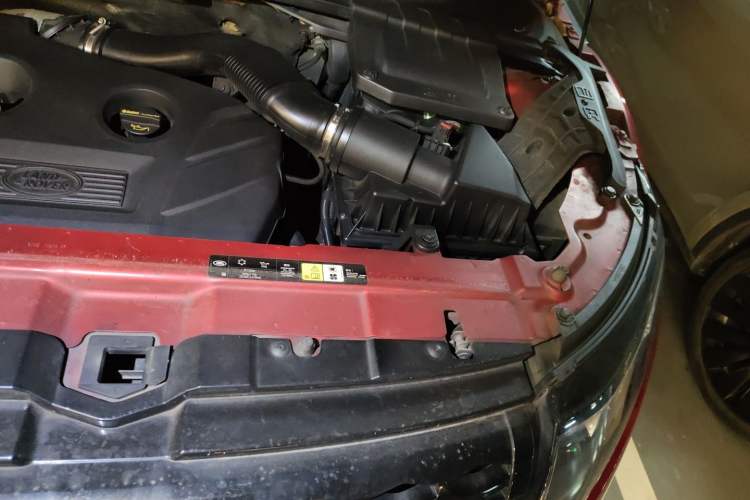 Used Land Rover Range Evoque 2015 2.0T Five-Door Sporty Edition Engine Bay Left