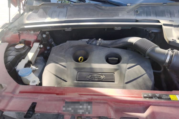 Used Land Rover Range Evoque 2015 2.0T 5-Door Ignite Edition Engine Bay Right