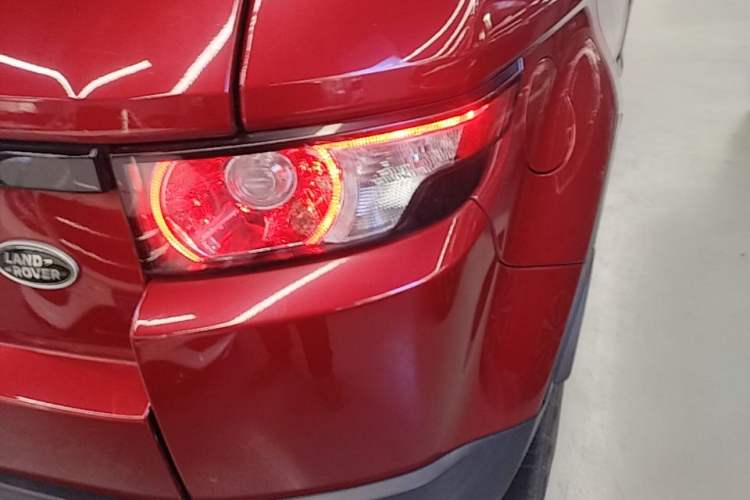 Used Land Rover Range Evoque 2015 2.0T Five-Door Zhiyao Edition Exterior 3