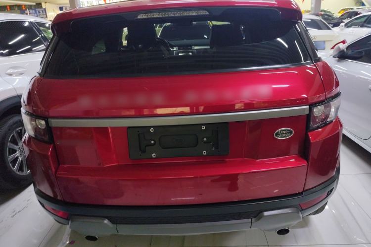 Used Land Rover Range Evoque 2015 2.0T 5-Door Luxury Edition Exterior 4