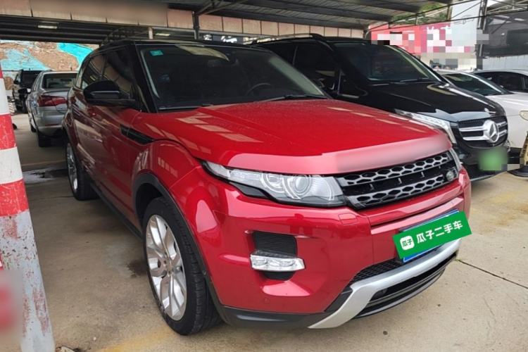 Used Land Rover Range Evoque 2015 2.0T 5-Door Ignite Edition Front Right 45 Deg