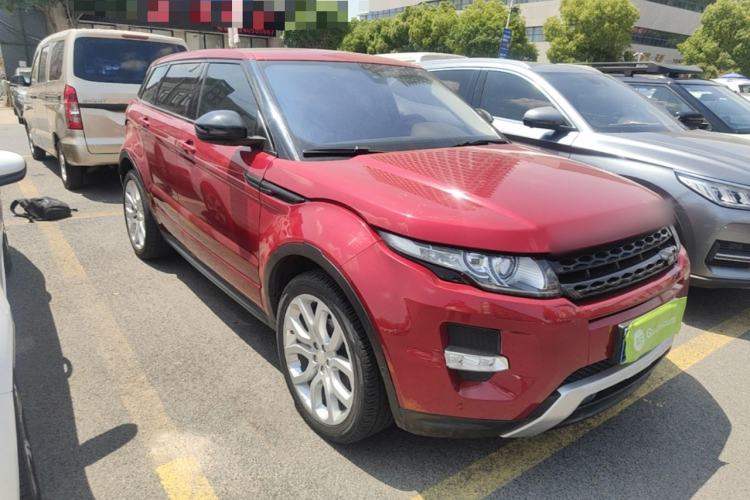 Used Land Rover Range Evoque 2015 2.0T 5-Door Ignite Edition Front Right 45 Deg
