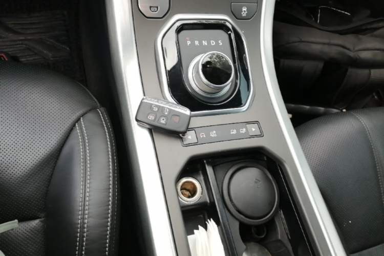 Used Land Rover Range Evoque 2015 2.0T Five-Door Enjoyment Edition Gear Lever