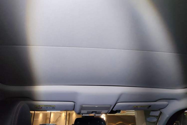 Used Land Rover Range Evoque 2015 2.0T Five-Door Sporty Edition Headliner