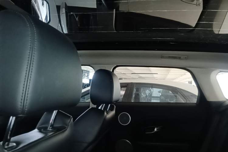 Used Land Rover Range Evoque 2015 2.0T Five-Door Fashion Edition Headliner