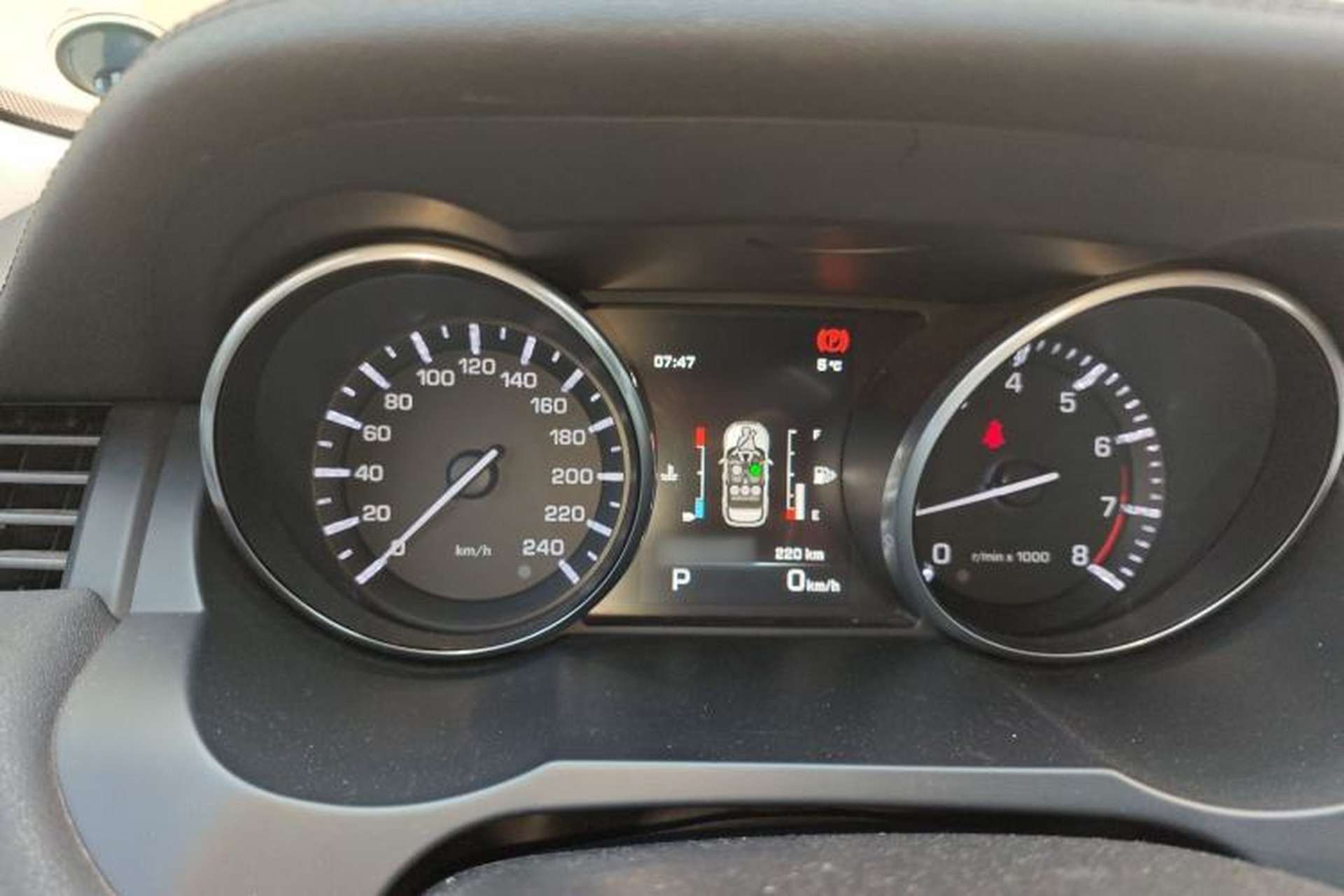 Used Land Rover Range Evoque 2015 2.0T Five-Door Zhiyao Edition Instrument Cluster