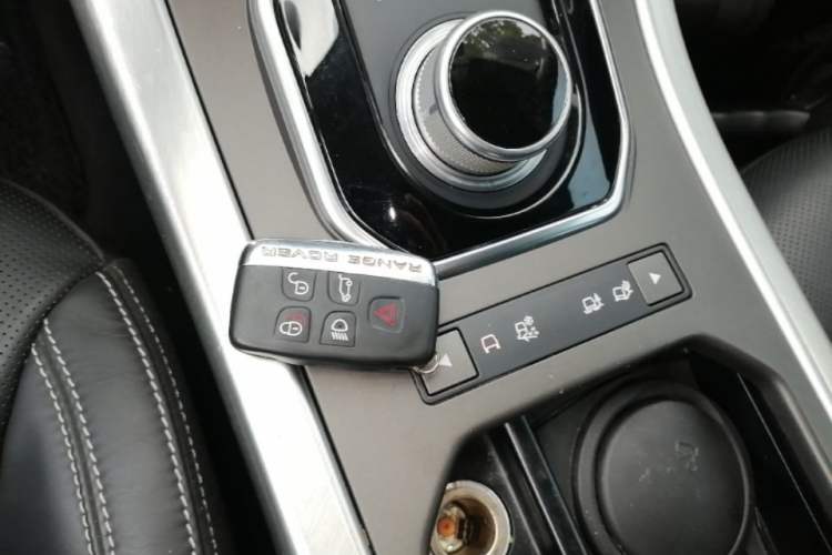 Used Land Rover Range Evoque 2015 2.0T Five-Door Enjoyment Edition Interior 1