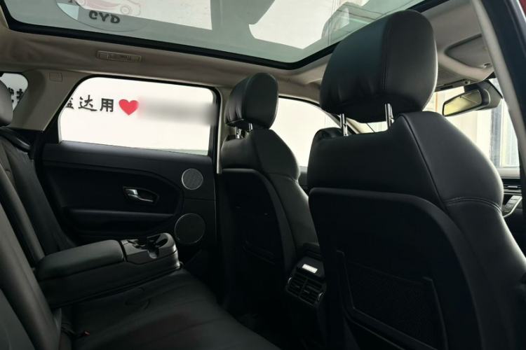 Used Land Rover Range Evoque 2015 2.0T Five-Door Zhiyao Edition Interior 6