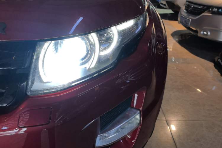 Used Land Rover Range Evoque 2015 2.0T 5-Door Ignite Edition Left Front Headlight