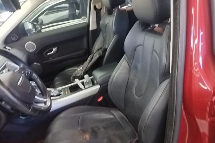 Used Land Rover Range Evoque 2015 2.0T Five-Door Zhiyao Edition Left Front Seat