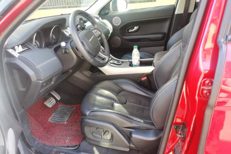 Used Land Rover Range Evoque 2015 2.0T 5-Door Ignite Edition Left Front Seat