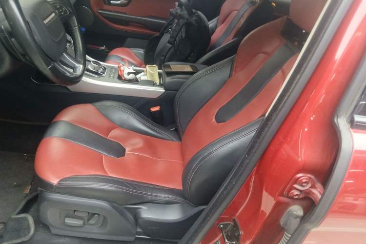 Used Land Rover Range Evoque 2015 2.0T Five-Door Sporty Edition Left Front Seat
