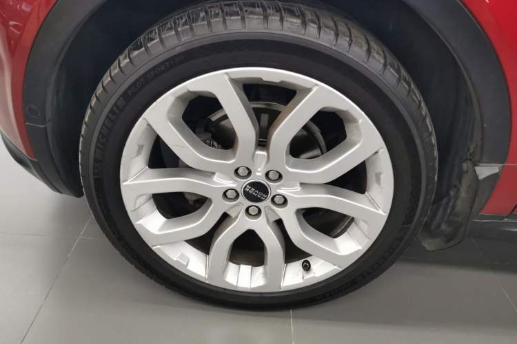 Used Land Rover Range Evoque 2015 2.0T 5-Door Ignite Edition Left Front Wheel Hub