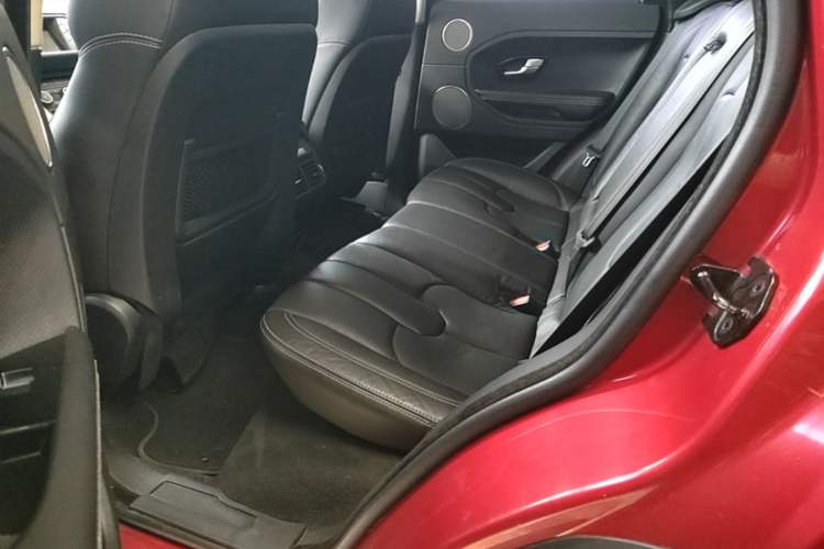 Used Land Rover Range Evoque 2015 2.0T 5-Door Ignite Edition Left Rear Seat