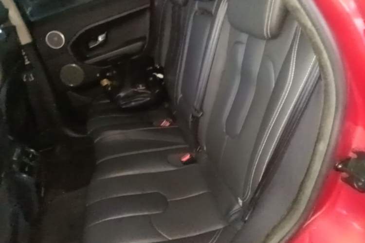 Used Land Rover Range Evoque 2015 2.0T Five-Door Sporty Edition Left Rear Seat