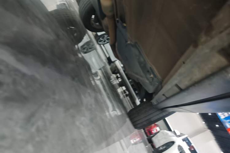 Used Land Rover Range Evoque 2015 2.0T Five-Door Zhiyao Edition Left Side Sill