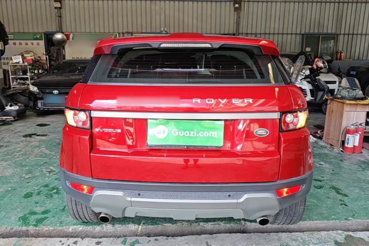 Used Land Rover Range Evoque 2015 2.0T Five-Door Zhiyao Edition Rear