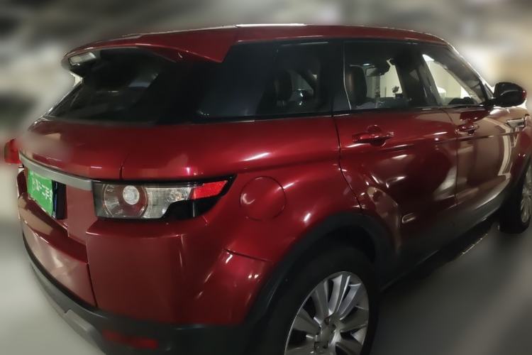 Used Land Rover Range Evoque 2015 2.0T Five-Door Zhiyao Edition Rear Right 45 Deg